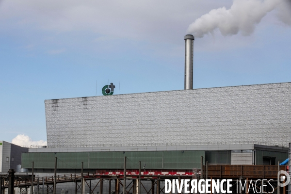 Le centre SYCTOM d incinération des déchets à Ivry.