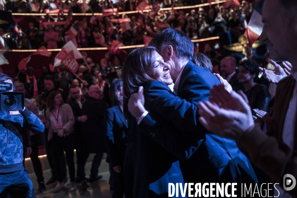 Meeting d Anne Hidalgo au Cirque d Hiver.