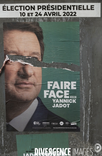 Affiches électorales pour les présidentielles de du 10 et 24 Avril 2022