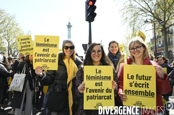 Marche pour le futur 2022, le 9 avril à Paris. Walk for the future.