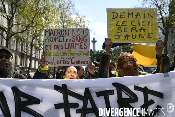 Marche pour le futur 2022, le 9 avril à Paris. Walk for the future.