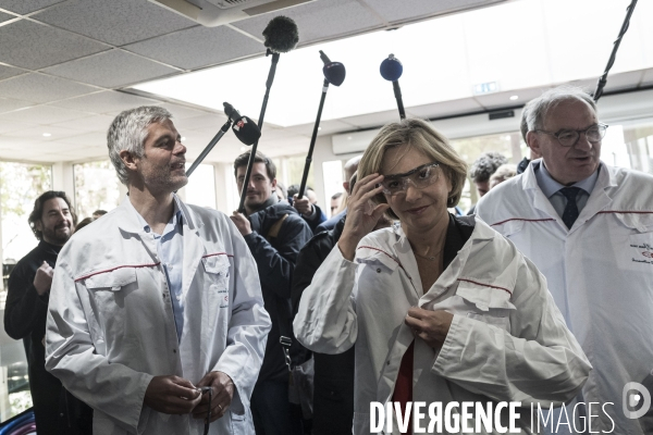Déplacement de Valerie Pecresse dans le Rhone.