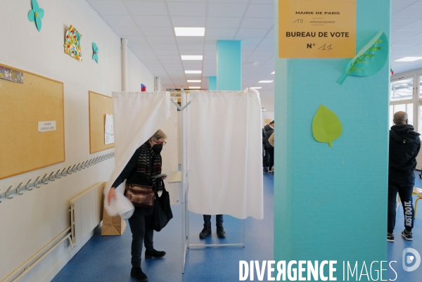 Election Presidentielle 2022 premier tour  bureau de vote