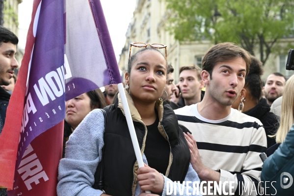 Soirée du 1er tour à l élection présidentielle 2022, avec les citoyens qui soutiennent Jean-Luc Mélenchon, candidat de la France Insoumise.