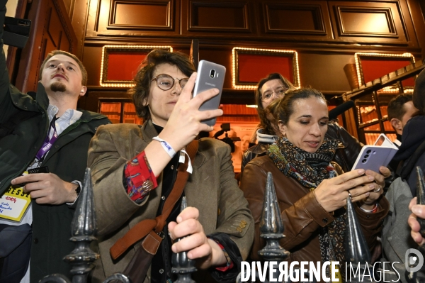 Soirée du 1er tour à l élection présidentielle 2022, avec les citoyens qui soutiennent Jean-Luc Mélenchon, candidat de la France Insoumise.