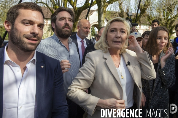 Marine Le PEN dans l Yonne