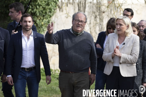 Marine Le PEN dans l Yonne