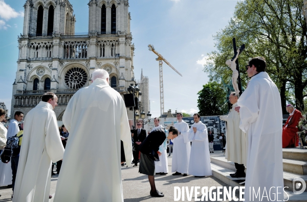 Le Vendredi saint célébré à Notre Dame