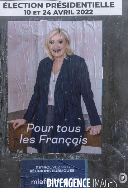 Affiches électorales pour les présidentielles de du 10 et 24 Avril 2022