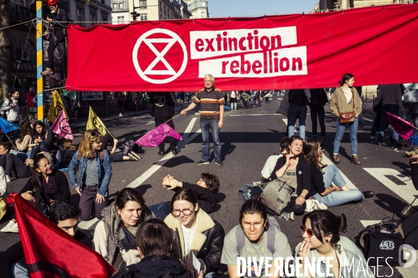 Action de extinction rebellion (xr) pour le climat.