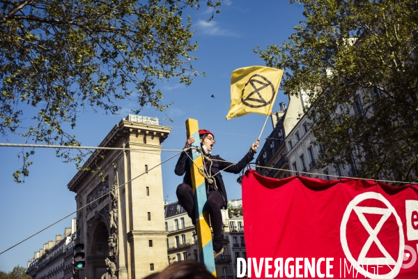 Action de extinction rebellion (xr) pour le climat.