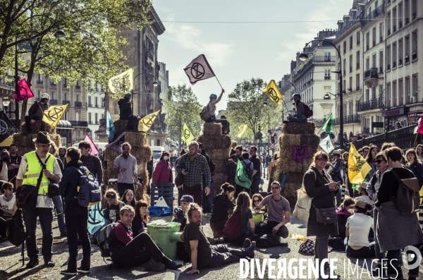 Action de extinction rebellion (xr) pour le climat.