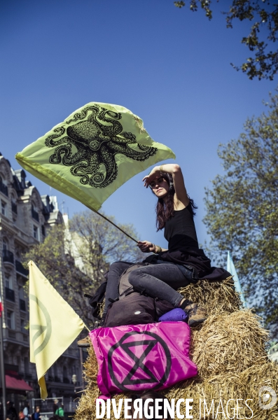 Action de extinction rebellion (xr) pour le climat.