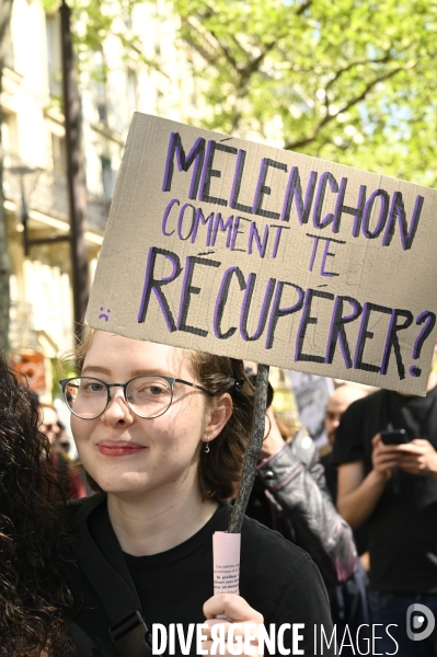 Manifestation entre les 2 tours, contre l extreme droite, le racisme, le fascisme.