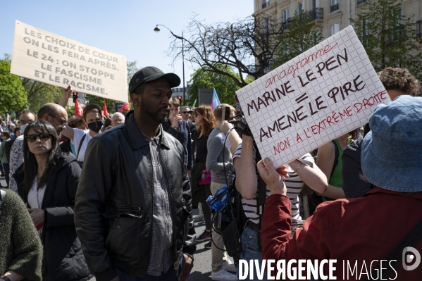 Marche contre l extrême droite