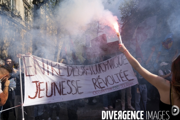 Marche contre l extrême droite