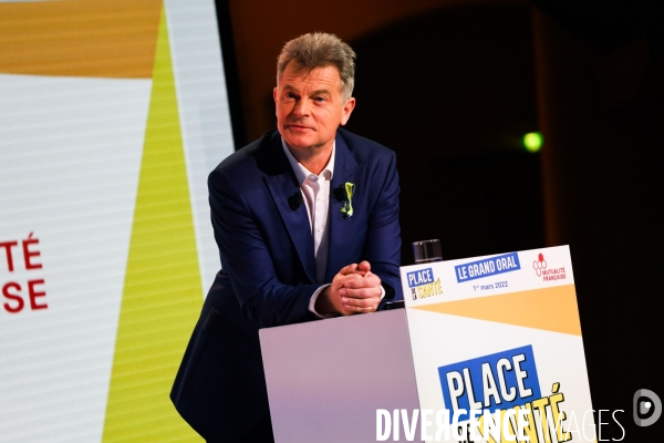 Les candidats devant la mutualite francaise