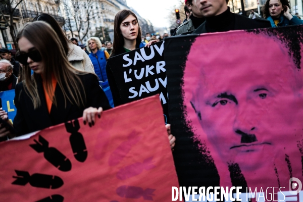 PARIS - Rassemblement pour l Ukraine et contre l invasion Russe