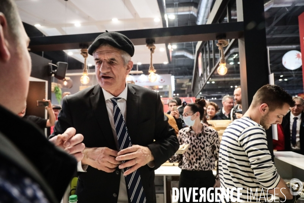 Jean lassalle visite le salon de l agriculture