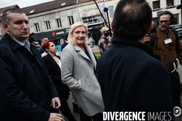 Marine le pen dans le nord