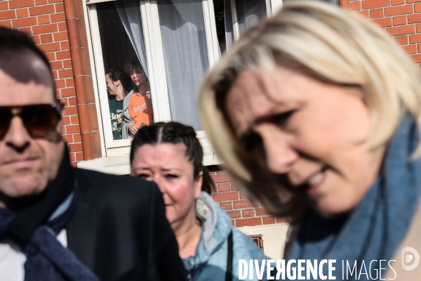 Marine le pen - retour a henin beaumont