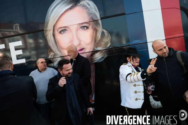 Marine le pen - retour a henin beaumont