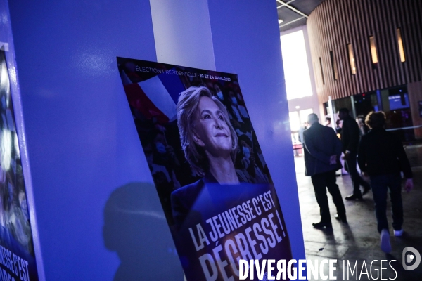 Valerie pecresse - meeting de la porte de versailles