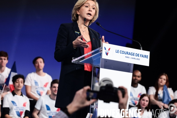 Valerie pecresse - meeting de la porte de versailles