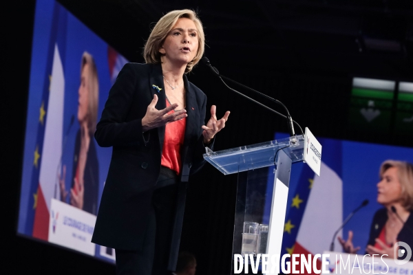 Valerie pecresse - meeting de la porte de versailles