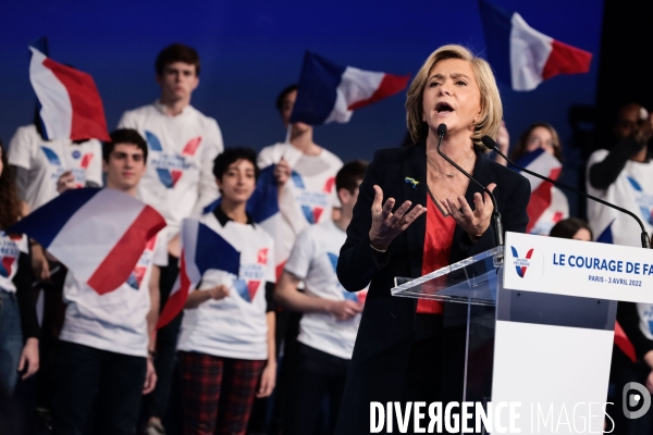 Valerie pecresse - meeting de la porte de versailles