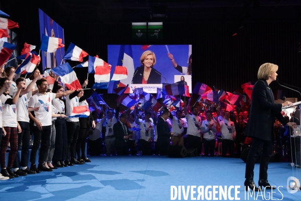 Valerie pecresse - meeting de la porte de versailles