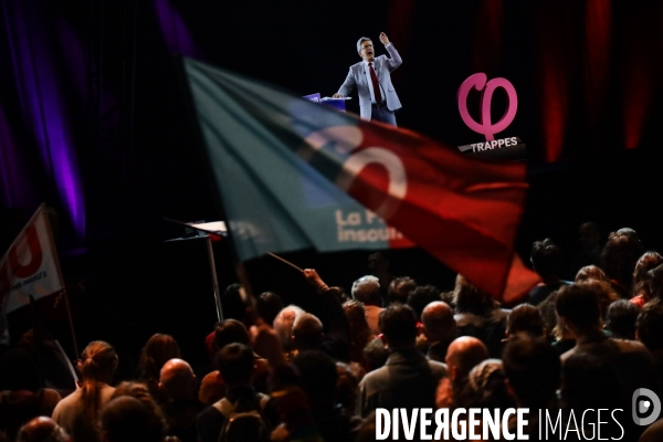 Jean luc melenchon - meeting en hologramme de trappes