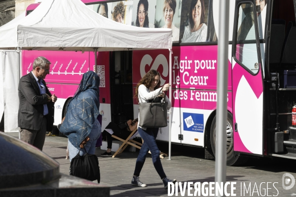 Bus  Agir pour le coeur des femmes 