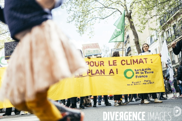 Marche Look up pour le climat et la justice sociale