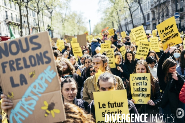 Marche Look up pour le climat et la justice sociale