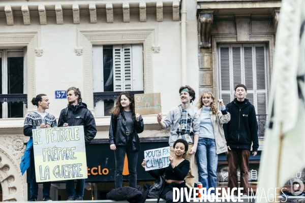 Marche Look up pour le climat et la justice sociale