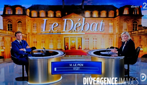 Capture d écran du débat de l  entre-deux tours de l election présentielle 2022