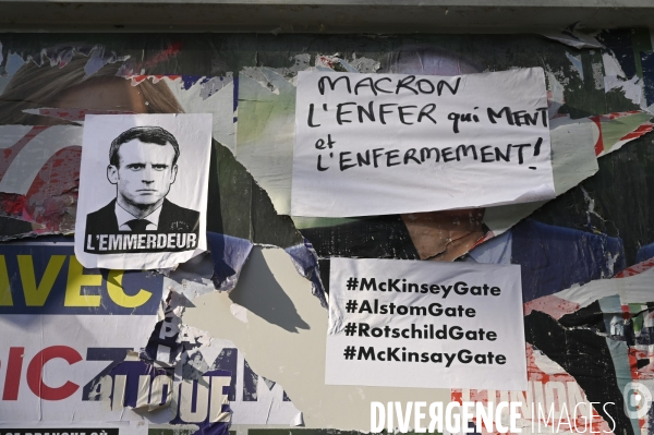 Affichage critique des candidats à l election présidentielle 2022. Politics graffitis