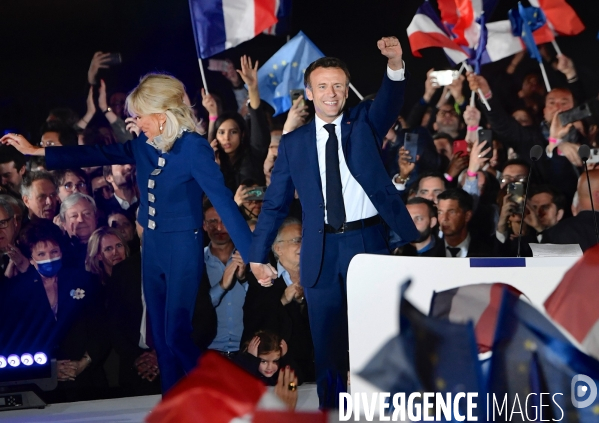 Emmanuel Macron au champ de mars pour fêter sa victoire à l élection présidentielle 2022