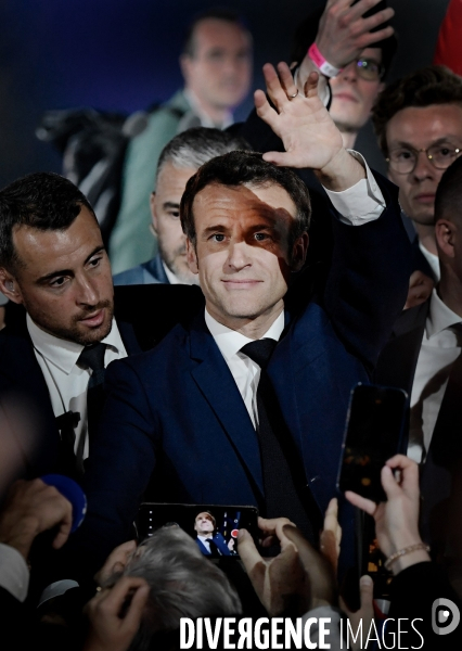 Emmanuel Macron au champ de mars pour fêter sa victoire à l élection présidentielle 2022