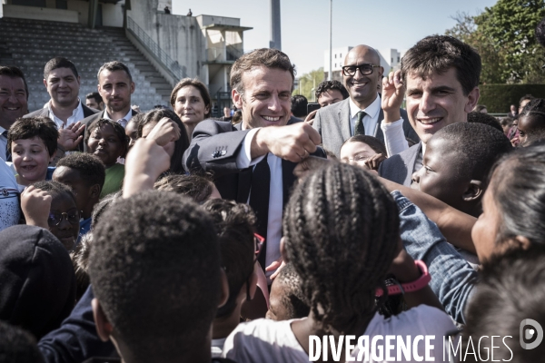 Déplacement d Emmanuel Macron à Saint-Denis