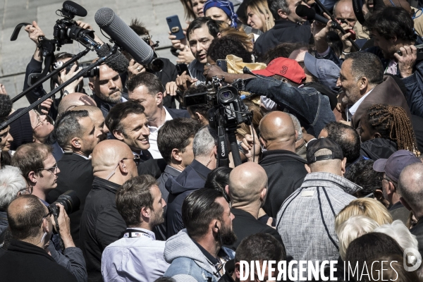 Déplacement d Emmanuel Macron à Saint-Denis