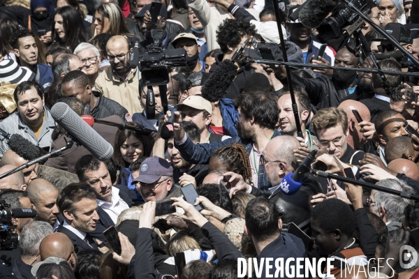 Déplacement d Emmanuel Macron à Saint-Denis