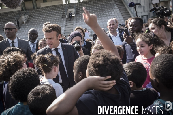 Déplacement d Emmanuel Macron à Saint-Denis