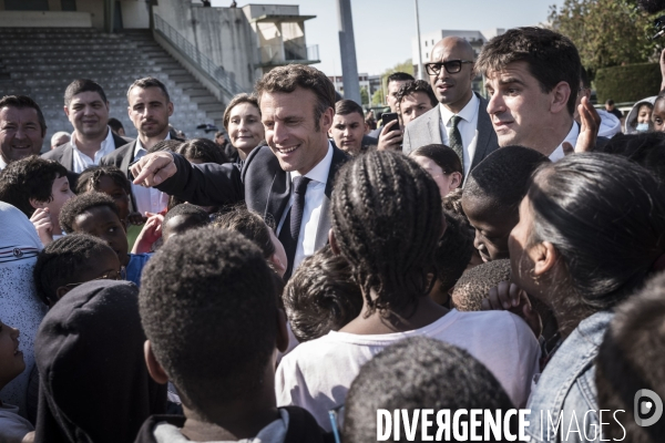 Déplacement d Emmanuel Macron à Saint-Denis