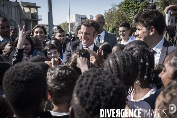 Déplacement d Emmanuel Macron à Saint-Denis