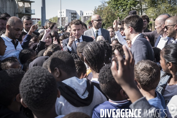Déplacement d Emmanuel Macron à Saint-Denis