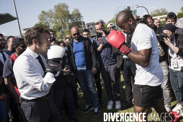 Déplacement d Emmanuel Macron à Saint-Denis