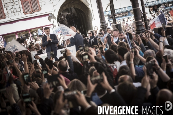 Déplacement d Emmanuel Macron dans le Lot.