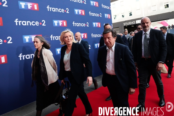 Arrivees des candidats pour le debat macron-le pen